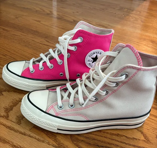 Converse All Star Chuck Taylor Two-Tone Women’s 7 Men’s 5 - Image 3