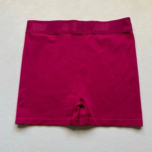 Nike Golf Dri-Fit Compression Shorts Women’s Small Fuchsia Pink Activewear - Image 2