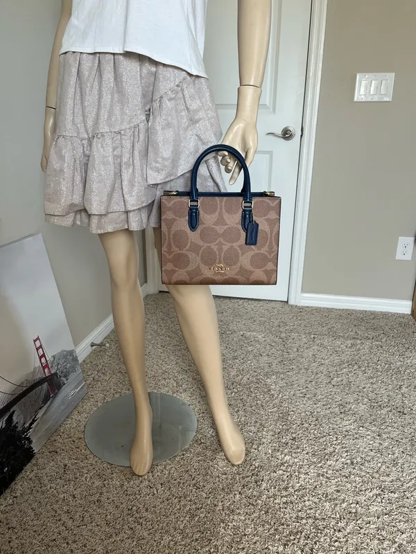 Coach Maggie Small Tote Bag - Image 7