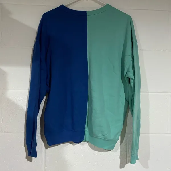 Wild Fable Teal and Blue Graphic Crewneck Sweater small - Image 3
