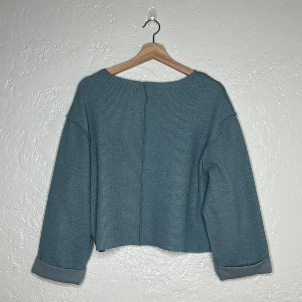 Urban‎ Outfitters Women's Jax Ribbed Notched Neck Long Sleeve Shirt Green XS - Image 3