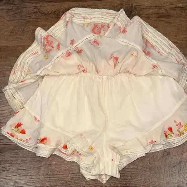 Aerie Rock 'n' Ruffle Skort Cream Floral Skort with Ruffles - Image 6