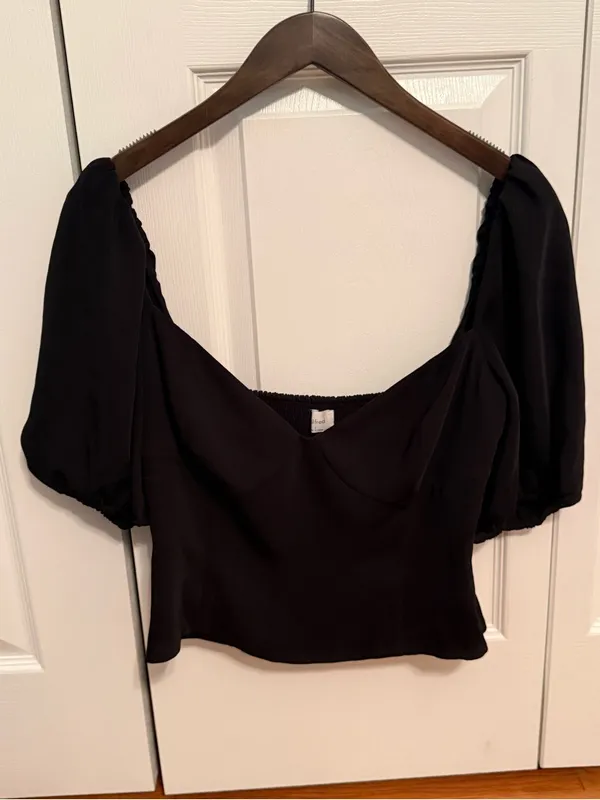 Aritzia Wilfred Novella Short Sleeve Blouse in Black - Image 2