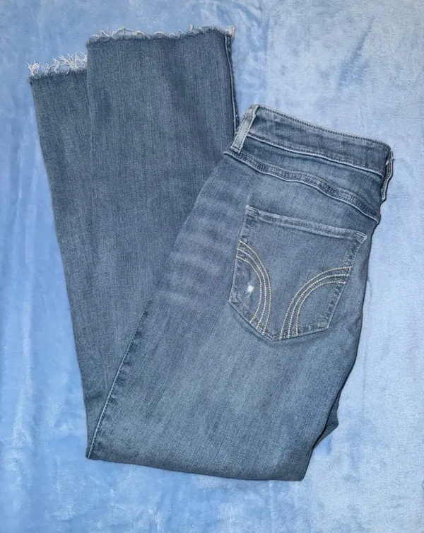 Hollister Jeans - Image 5