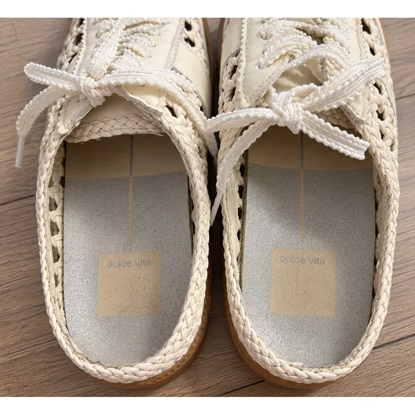 Dolce Vita Cream Woven Cutout Mule Sneakers Gum Sole Womens Size 7 Lace Up - Image 5