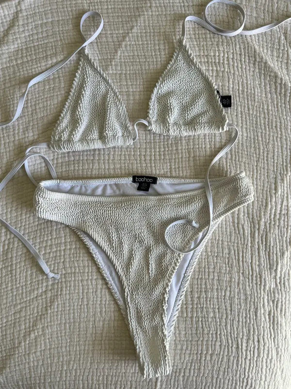 Bikini Set White with Cover UP Boohoo - Image 2