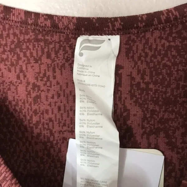 Fabletics Women's Kamila Seamless Long-Sleeve Athletic Top Snakeskin Medium‎ - Image 6