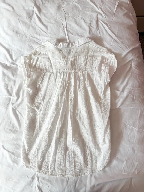 Thread + Supply White Button Down Short Sleeve Blouse Size Small - Image 2