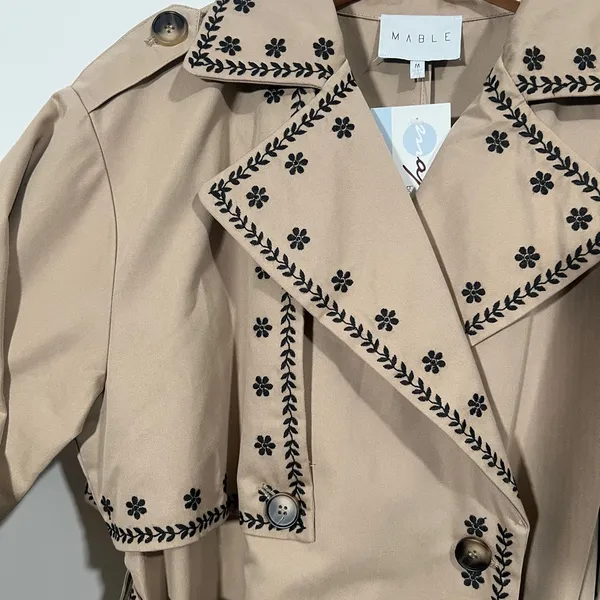 NEW Mable Embroidered Trench Coat Sz Medium Taupe and Black Neutral - Image 4