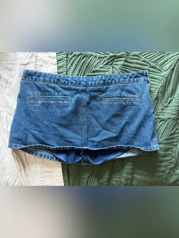 Edikted Anita Denim Mini Skort - Image 2