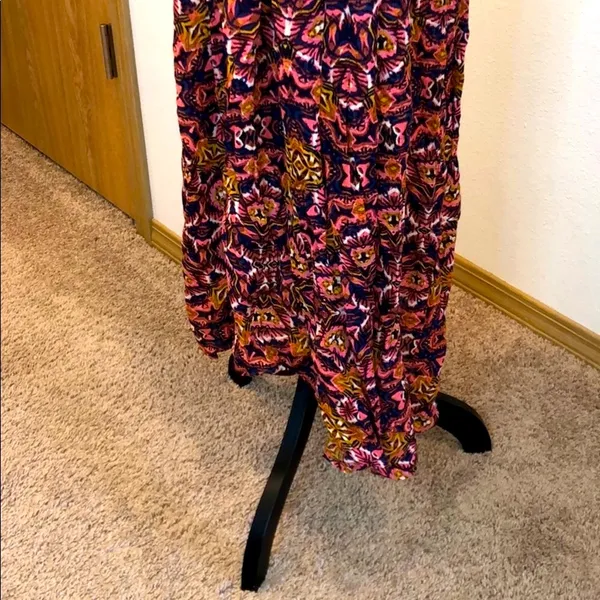 Billabong maxi skirt abstract printed browns, blue, pink & white size M NWT - Image 5