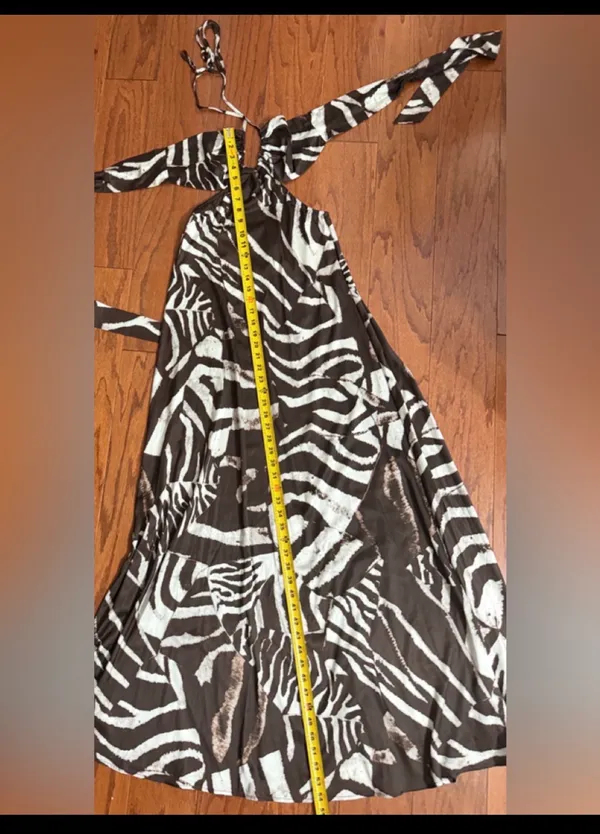 SHEIN Haute Cream & Brown Zibra sleeveless dress - Size Medium Tall - NWT w/bag ***Refer to measurements. Adorable & gorgeous. In excellent condition. Great for evening out, date night, dressy evening out or cruise. Measurements approximately 13” from armpit to armpit x 54” long. Non-smoking home. Priced to sell at as is condition. Don’t like my price make reasonable offer. - Image 7