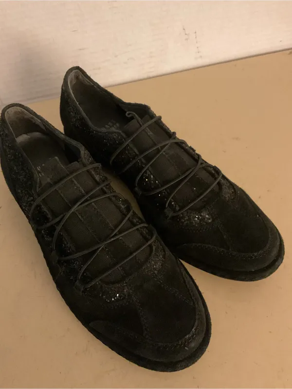 Stuart Weitzman women black suede glitter Sneakers US 5.5 - Image 6