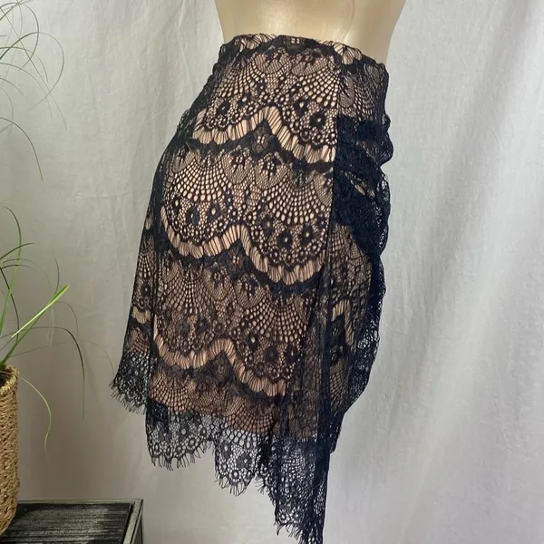 Free People Black & Nude Lace Mini Skirt 8 - Image 4