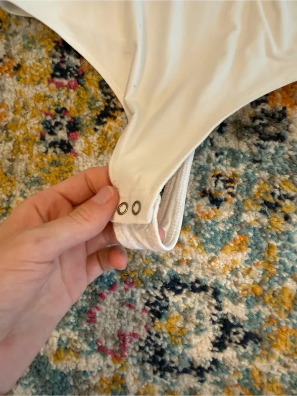 Abercrombie & Fitch White Square Neck Short Sleeve Bodysuit - Image 2