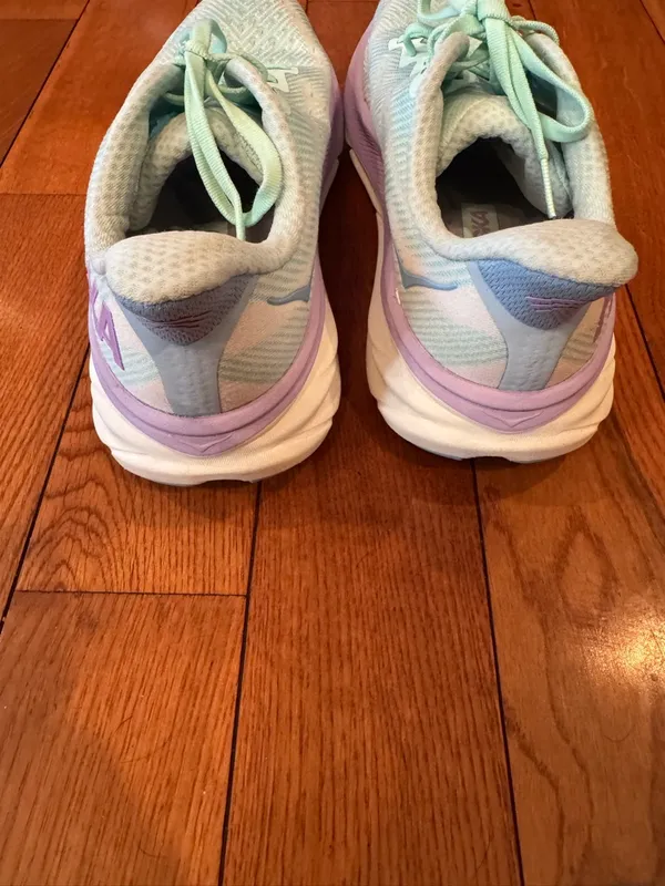 Hoka One One Clifton 9 Women’s 9.5 – Like New, Mint/Lavender - Image 2