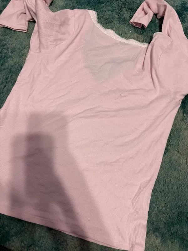 Hollister Long Sleeve Top laced vneck - Image 4
