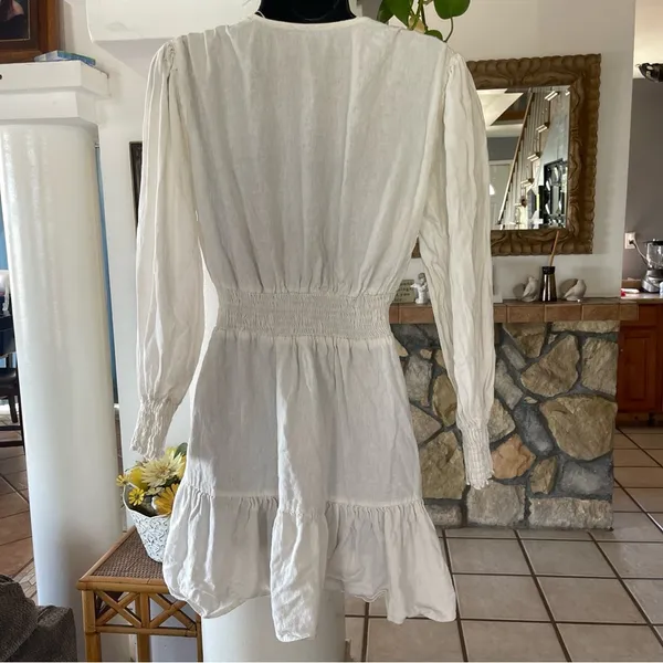 Zara linen blend dress long sleeve white ivory size M smocked ruffle - Image 5