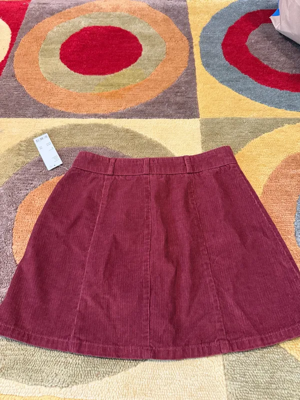 NWT BDG Urban Outfitters Maroon Corduroy Mini Skirt High Waisted Size Medium - Image 5