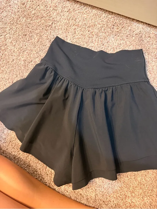 Ruched High - Image 2