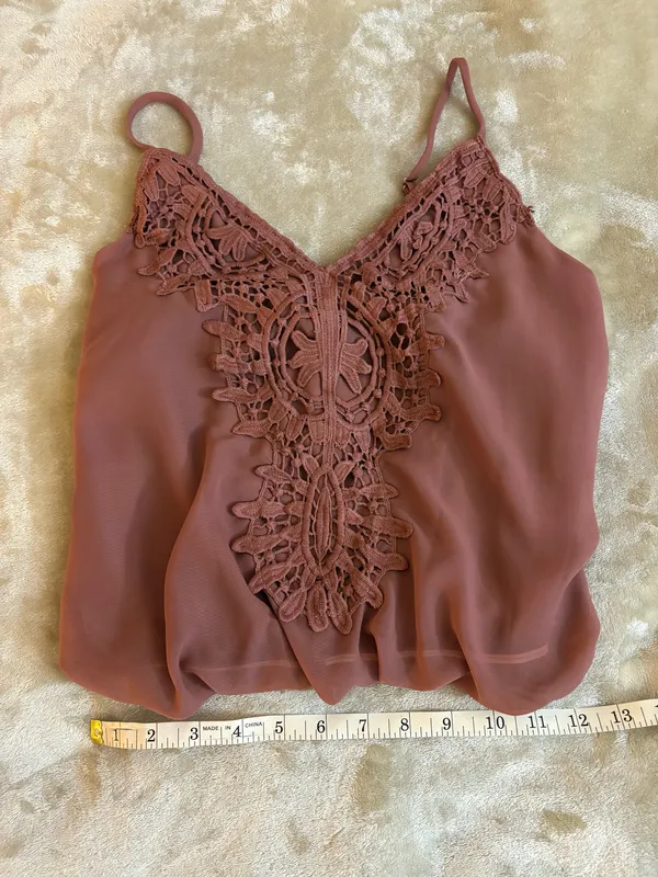 Willow Root Cami Top Dusty Rose Adjustable Straps with Crochet Lace Overlay Size XS - Image 4
