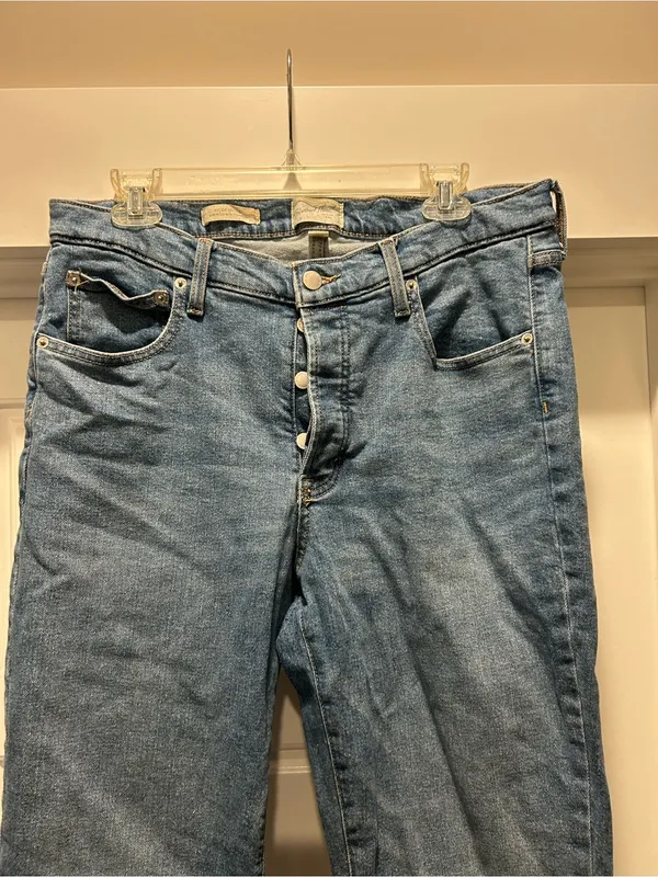 Universal Thread Straight-Leg Mid Wash Blue Jeans Button Fly Size 14 - Image 2