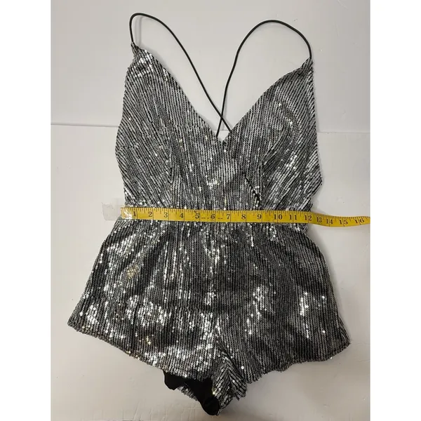 Showpo Disco Lights Playsuit Romper Sz 08 Silver Sequins Dance Festival Diva New - Image 3