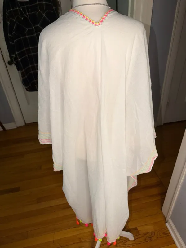 100% Cotton White Heart-Trim Sarong Coverup - Women's Beach Wrap - Image 6