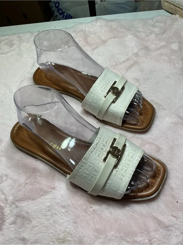 Tommy Hilfiger Cream Slide Mules with Gold Logo Accent - Image 2