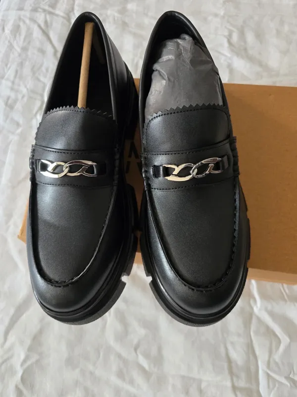 Men’s Black Leather Chain Loafer Size 9.5 - Image 7