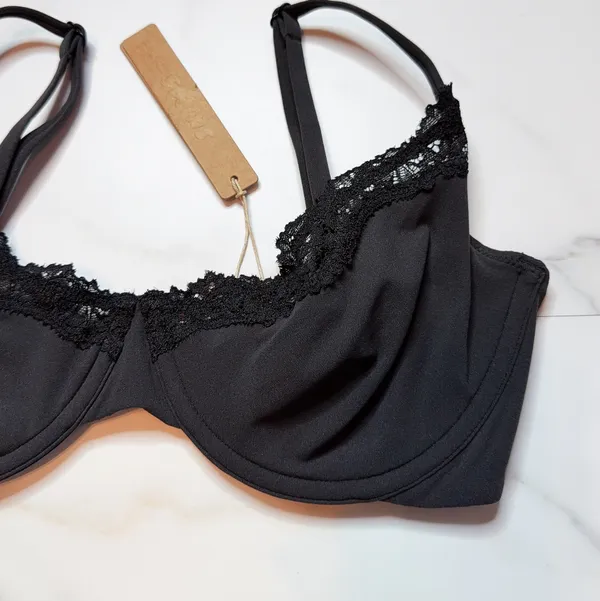 NWT Skims Fits Everybody Lace Unlined Scoop Bra - Image 3