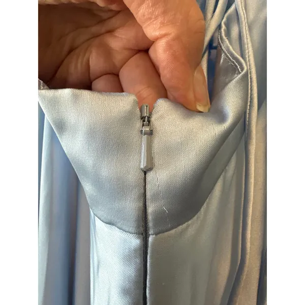 Mac Duggal Powder Blue Satin High Slit Gown Size 8 Evening‎ Dress - Image 9