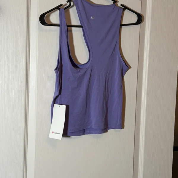 Lululemon Shoulder Cut-Out Yoga Tank, NWT, Sz 4 Color: DKLA (Dark Lavender). - Image 2
