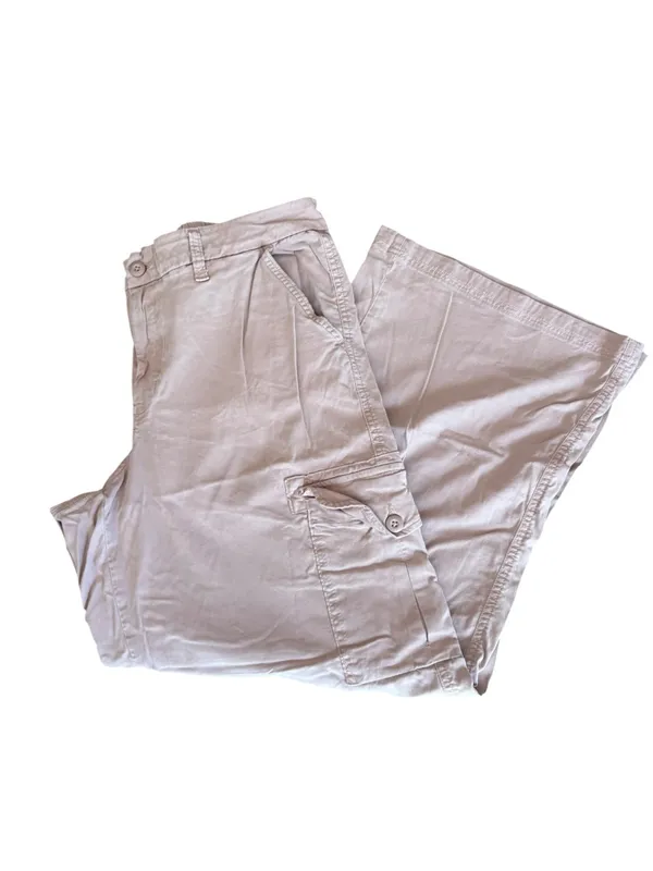 American Eagle Mid Rise Baggy Wide Leg Cargo Pants Womens Size 14 Pale Pink - Image 2