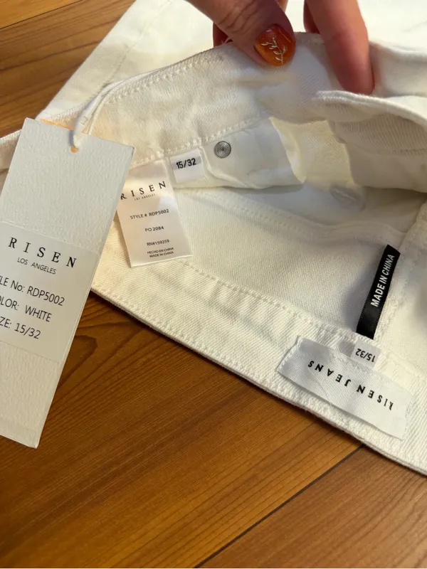 Risen Denim White Distressed Cropped Straight Leg Stretch Jeans Size 15/32 NWT - Image 9