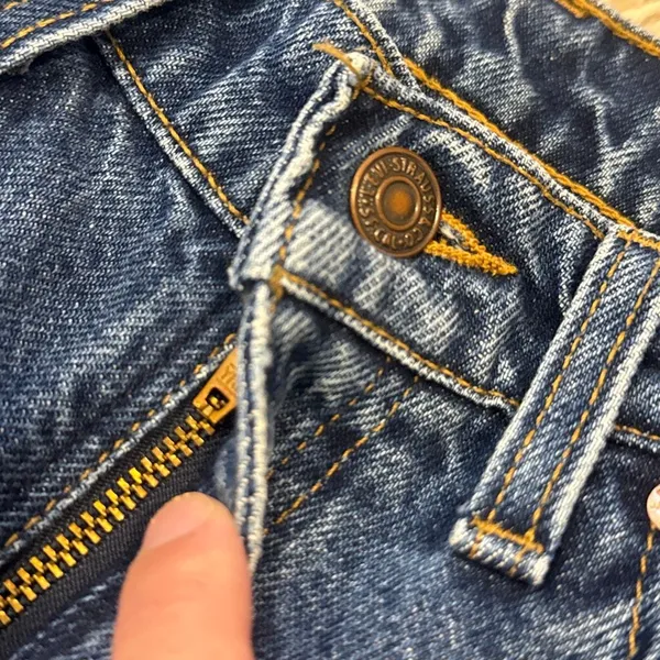 Vintage 90’s Levi’s 521 tapered fit jeans size 10 - Image 2