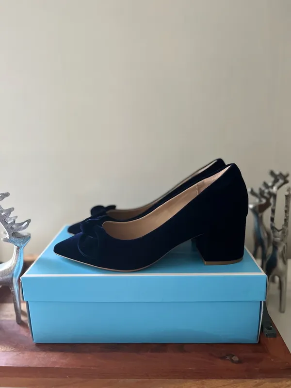 Draper James Frances in Navy Velvet - Image 2