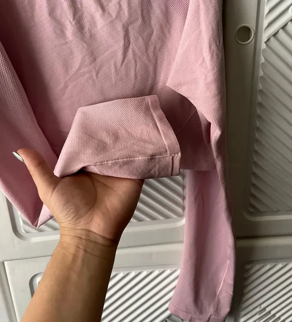 Aritzia Cropped Long Sleeve Shirt - Image 6