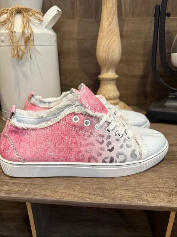 Pink Ombre Leopard Casual Sneakers Size 7 - Image 3