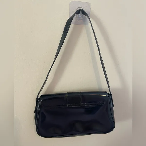 Y2K Style Black Patent Leather Guess Shoulder Bag - Image 2