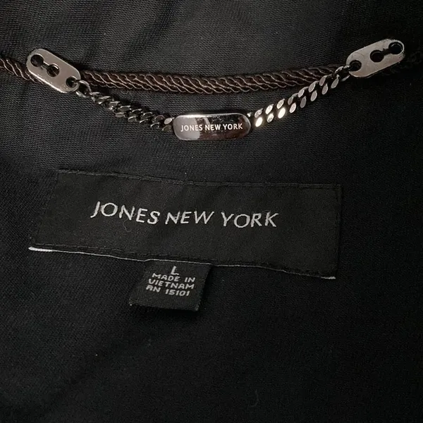 Jones New York Double Breasted Raincoat Trench Coat in Black - Image 9