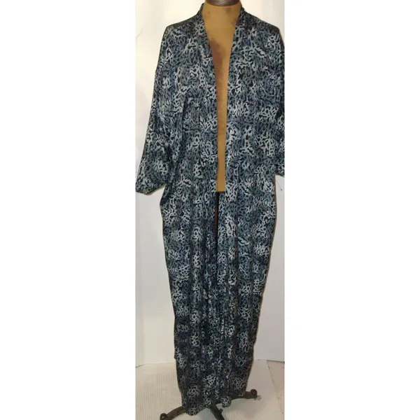 New Designer Josie Natori Caftan Robe M Silk Black Gray Long Pockets Cheetah - Image 4