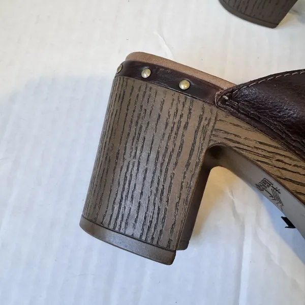 Dansko Shoes Womens Size 40 Leather Clogs Block Heel Stud Fringe Mule Retro - Image 3