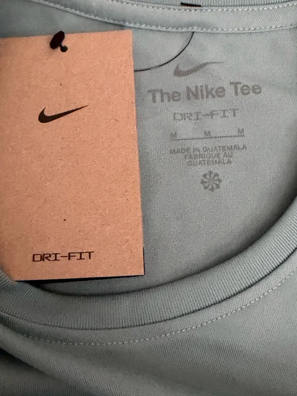 Nike Women’s Swift Dri-Running Tank Top Size Medium - Image 4