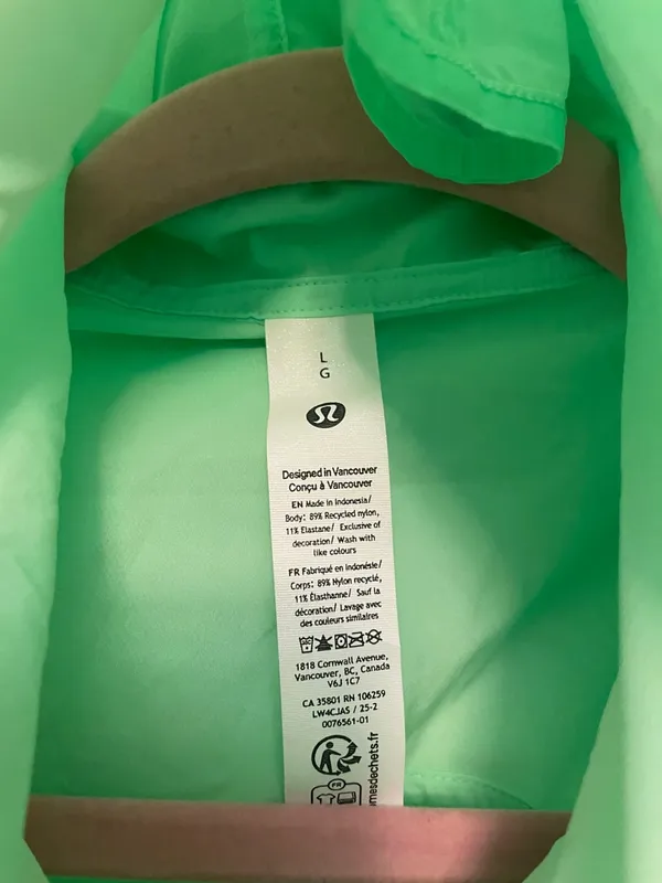 lululemon athletica Lightweight Hooded Utility Jacket in Mint - Image 2