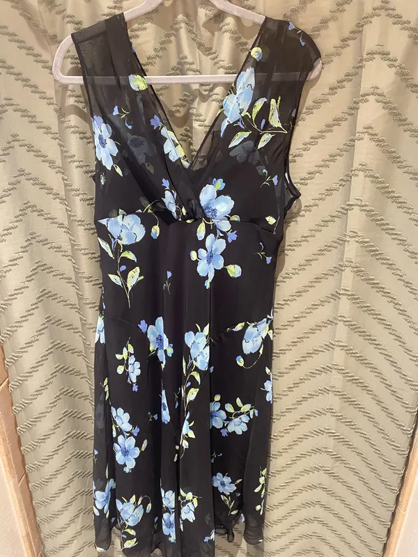 Studio 1940 Black Flowy Floral Dress - Image 6