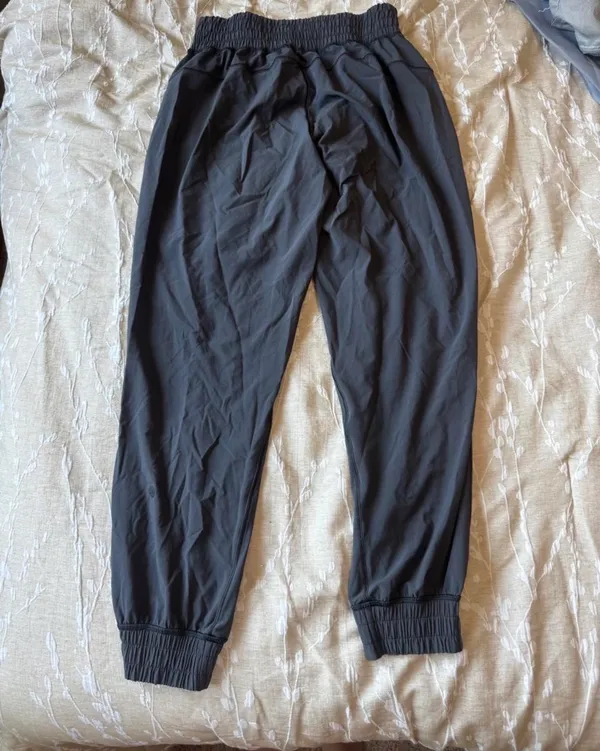 Lululemon joggers "dark gray" - Image 3