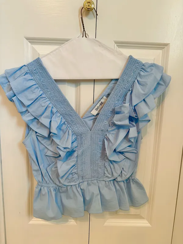 DO+BE Butterfly sleeve top - Image 2