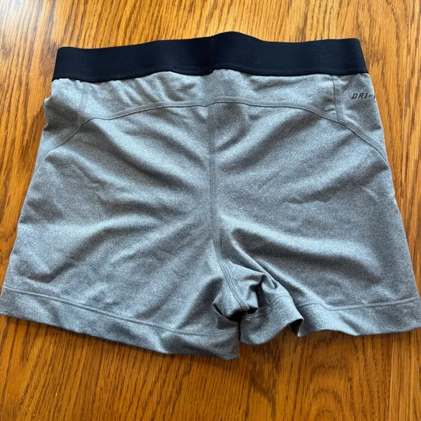 Nike PRO Training‎ Shorts  Grey/Black Women's Size Medium 3" - Image 2