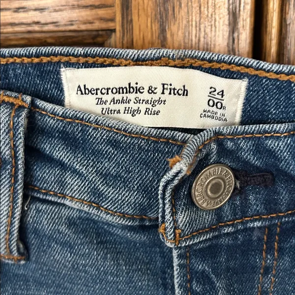 Abercrombie The‎ Ankle Straight Ultra High Rise Curve Love Jeans Med Wash 00 24 - Image 4